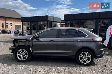 Внедорожник / Кроссовер Ford Edge 2018 в 