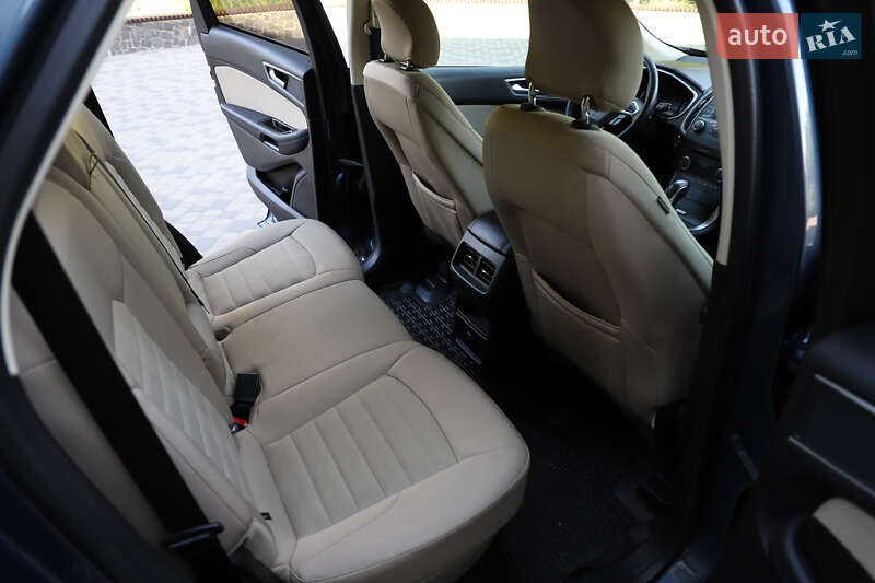 Внедорожник / Кроссовер Ford Edge 2018 в Киеве