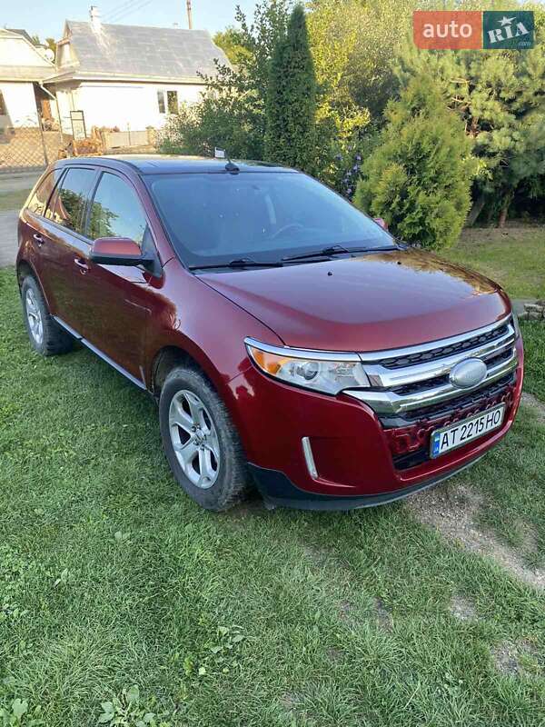 Внедорожник / Кроссовер Ford Edge 2012 в 