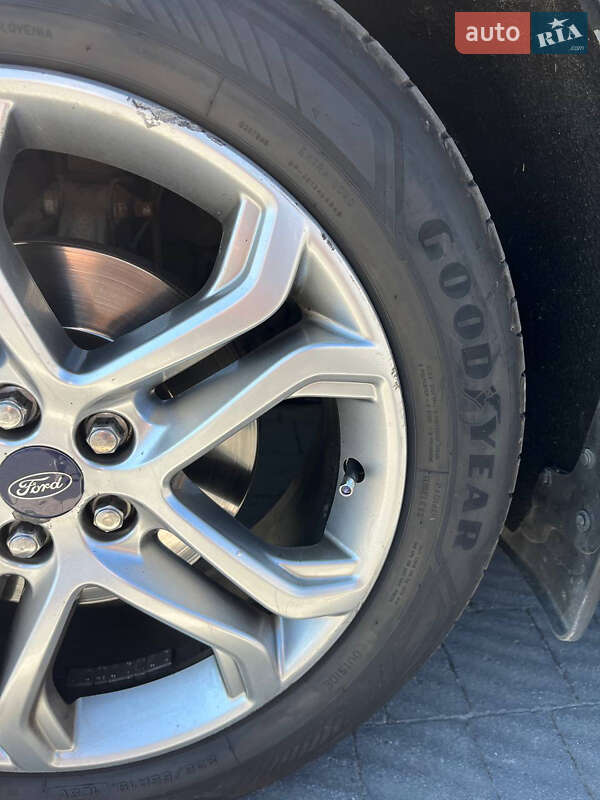 Внедорожник / Кроссовер Ford Edge 2017 в Львове