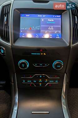 Внедорожник / Кроссовер Ford Edge 2019 в 