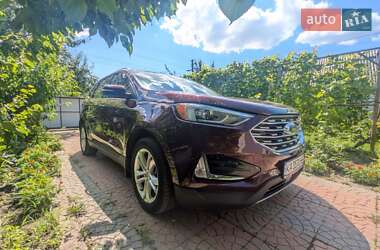 Внедорожник / Кроссовер Ford Edge 2019 в 
