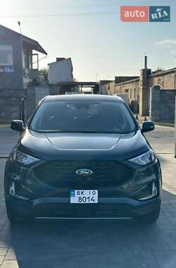 Позашляховик / Кросовер Ford Edge 2019 в Рівному
