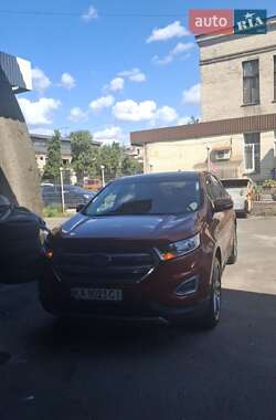 Внедорожник / Кроссовер Ford Edge 2015 в 