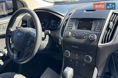 Внедорожник / Кроссовер Ford Edge 2016 в 
