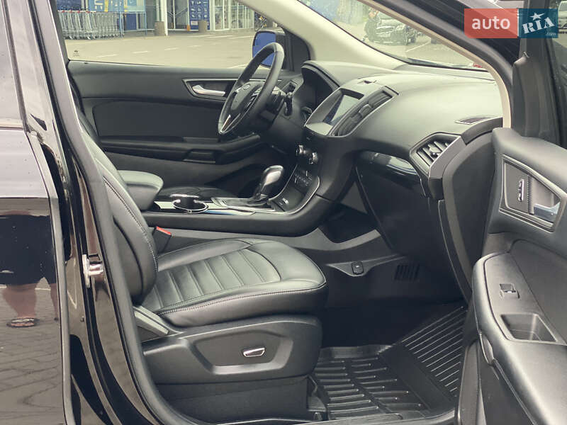 Внедорожник / Кроссовер Ford Edge 2016 в Дубно