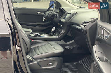 Внедорожник / Кроссовер Ford Edge 2016 в 