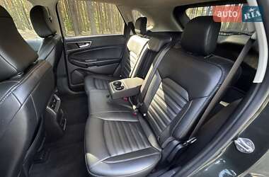 Внедорожник / Кроссовер Ford Edge 2022 в 