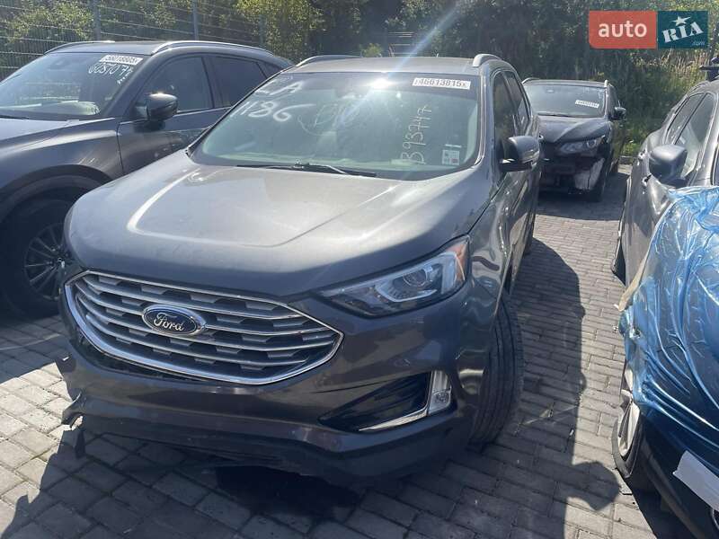 Внедорожник / Кроссовер Ford Edge 2019 в 