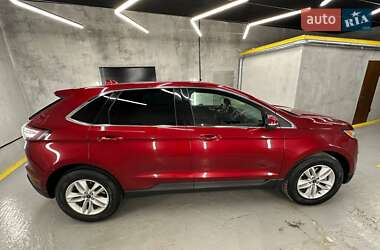 Внедорожник / Кроссовер Ford Edge 2018 в 