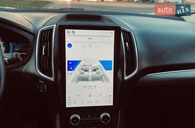 Внедорожник / Кроссовер Ford Edge 2021 в 