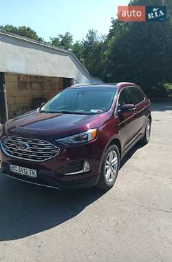 Внедорожник / Кроссовер Ford Edge 2018 в 