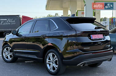 Внедорожник / Кроссовер Ford Edge 2018 в 