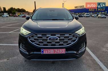 Внедорожник / Кроссовер Ford Edge 2019 в 