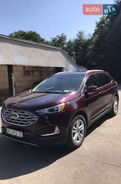 Внедорожник / Кроссовер Ford Edge 2018 в 