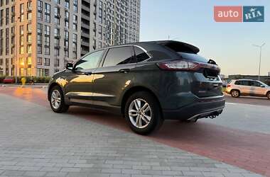 Внедорожник / Кроссовер Ford Edge 2015 в 