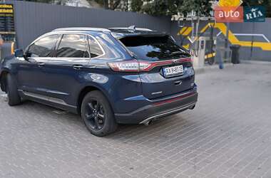 Внедорожник / Кроссовер Ford Edge 2017 в 