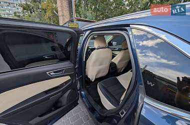 Внедорожник / Кроссовер Ford Edge 2017 в 