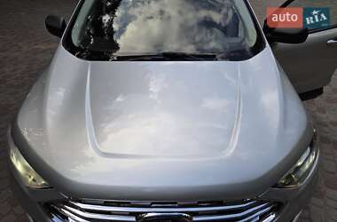 Внедорожник / Кроссовер Ford Edge 2019 в 