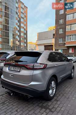 Внедорожник / Кроссовер Ford Edge 2016 в 