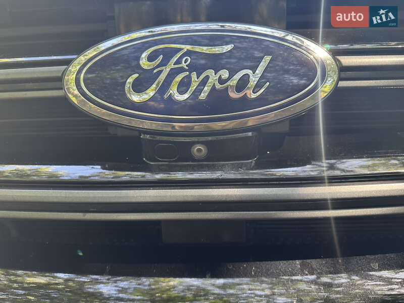 Внедорожник / Кроссовер Ford Edge 2015 в Днепре