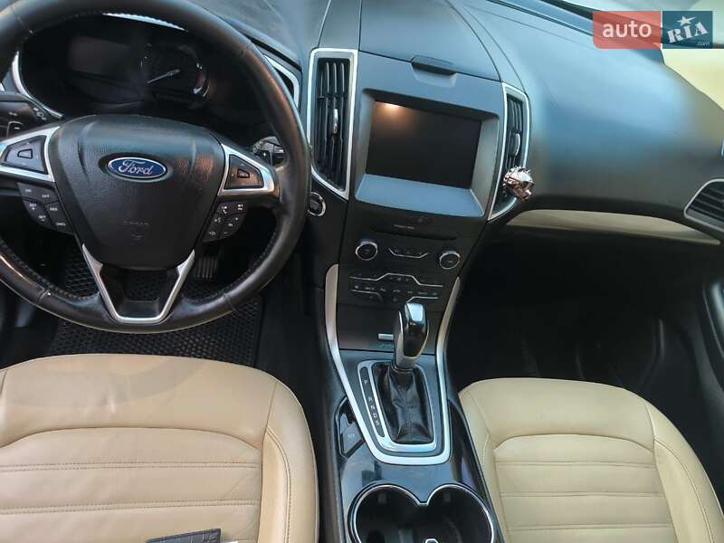 Внедорожник / Кроссовер Ford Edge 2017 в Полонном