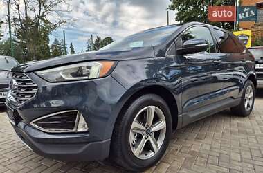 Внедорожник / Кроссовер Ford Edge 2018 в 