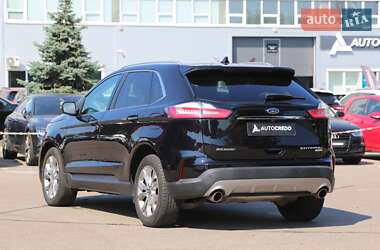 Внедорожник / Кроссовер Ford Edge 2018 в 