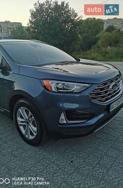 Внедорожник / Кроссовер Ford Edge 2018 в 