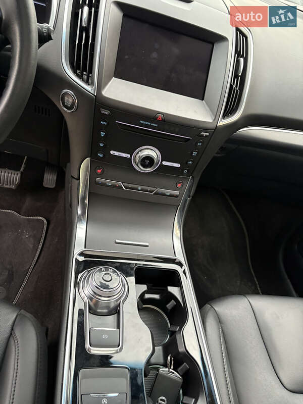 Внедорожник / Кроссовер Ford Edge 2019 в Глыбокой