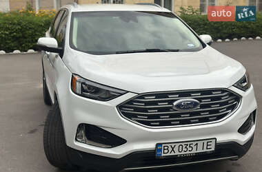 Внедорожник / Кроссовер Ford Edge 2020 в 