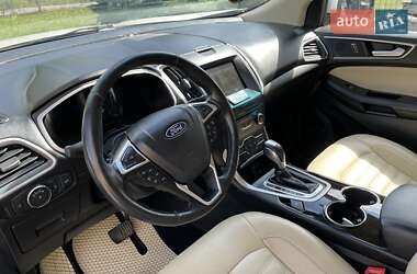 Внедорожник / Кроссовер Ford Edge 2015 в 