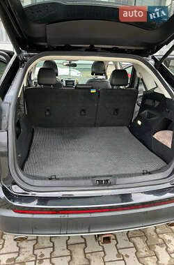 Внедорожник / Кроссовер Ford Edge 2015 в 