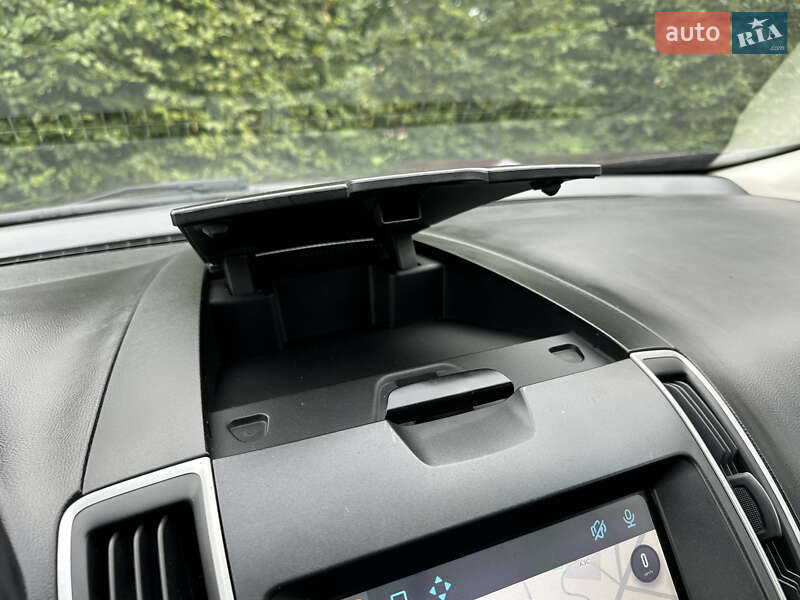 Внедорожник / Кроссовер Ford Edge 2017 в Киеве