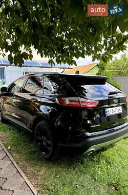 Внедорожник / Кроссовер Ford Edge 2020 в 