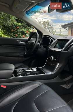 Внедорожник / Кроссовер Ford Edge 2020 в 