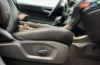 Внедорожник / Кроссовер Ford Edge 2015 в 