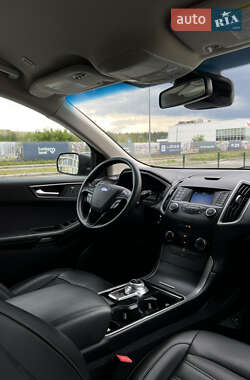 Внедорожник / Кроссовер Ford Edge 2019 в 