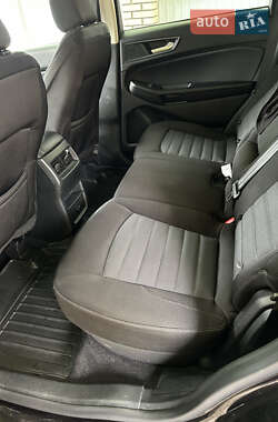 Внедорожник / Кроссовер Ford Edge 2022 в 