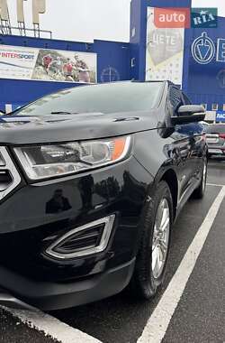 Позашляховик / Кросовер Ford Edge 2015 в 