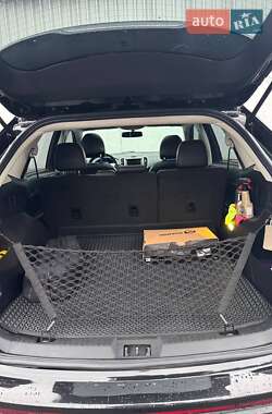 Позашляховик / Кросовер Ford Edge 2015 в 