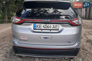 Внедорожник / Кроссовер Ford Edge 2018 в 