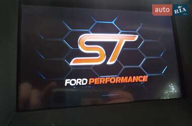 Внедорожник / Кроссовер Ford Edge 2020 в 