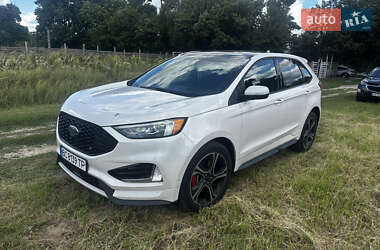 Внедорожник / Кроссовер Ford Edge 2019 в 