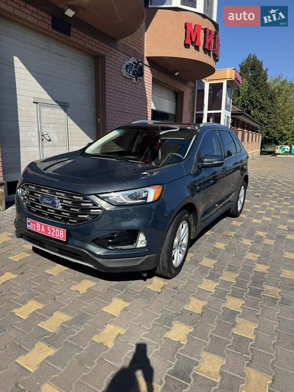 Внедорожник / Кроссовер Ford Edge 2019 в 