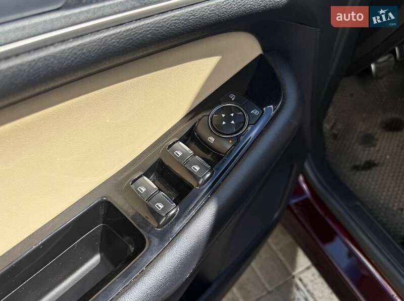 Внедорожник / Кроссовер Ford Edge 2019 в Киеве