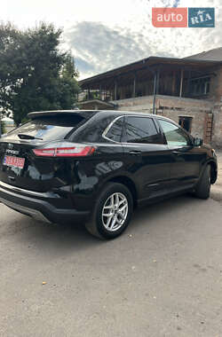 Позашляховик / Кросовер Ford Edge 2021 в 