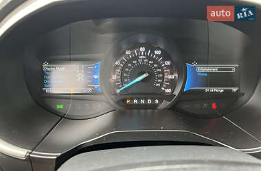 Позашляховик / Кросовер Ford Edge 2021 в 