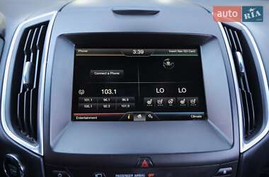 Внедорожник / Кроссовер Ford Edge 2015 в 