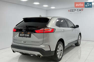 Позашляховик / Кросовер Ford Edge 2019 в 